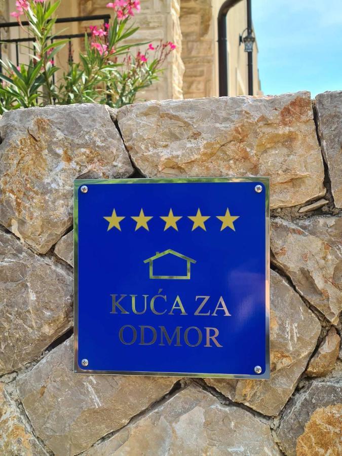 Villa Lulu Kamena Villa S Maslinikom Otok Krk Dobrinj Selo Gostinjac Krk Town Esterno foto