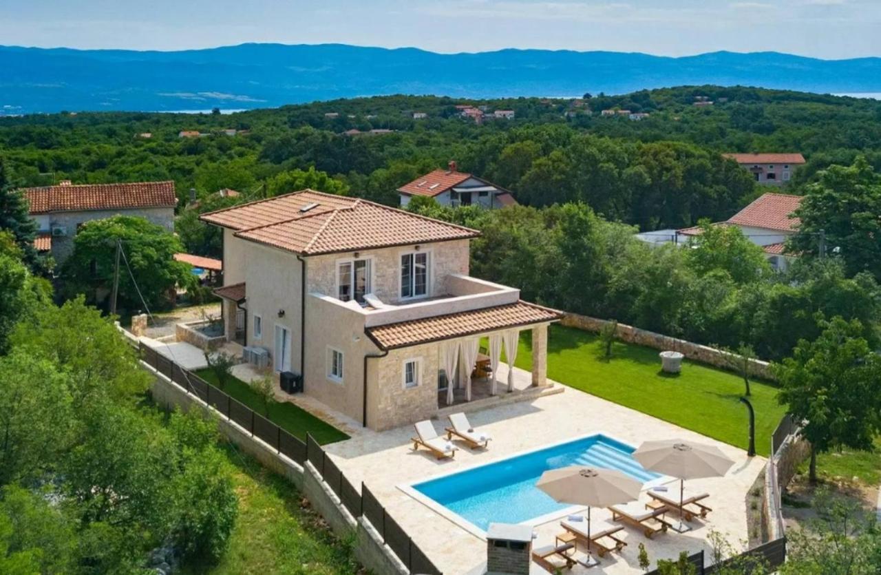 Villa Lulu Kamena Villa S Maslinikom Otok Krk Dobrinj Selo Gostinjac Krk Town Esterno foto